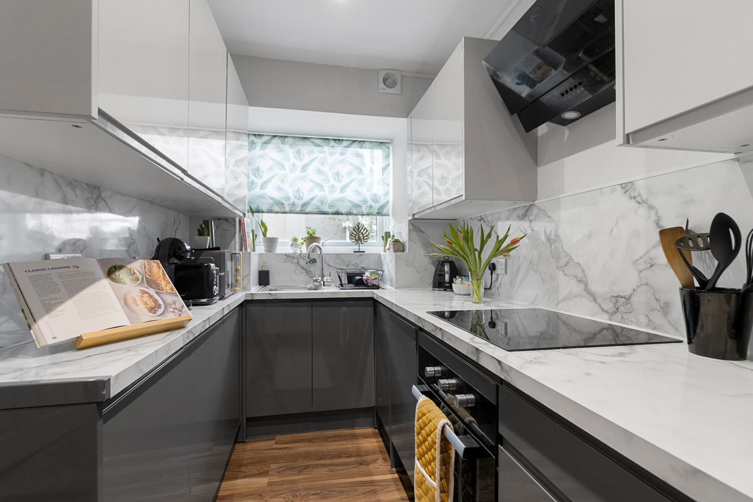 Stylish 2 Bed Apartment Near Beach, Parking, Wifi, Netflix Teignmouth Buitenkant foto